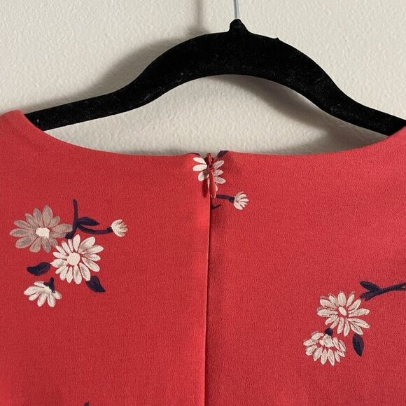Old Navy Women Size XS Red Floral Ponte Knit Short Sleeve Sheath Dress NWT - Picture 10 of 10